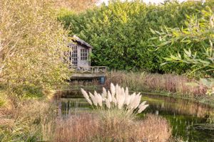 Photo 25- click for photo gallery